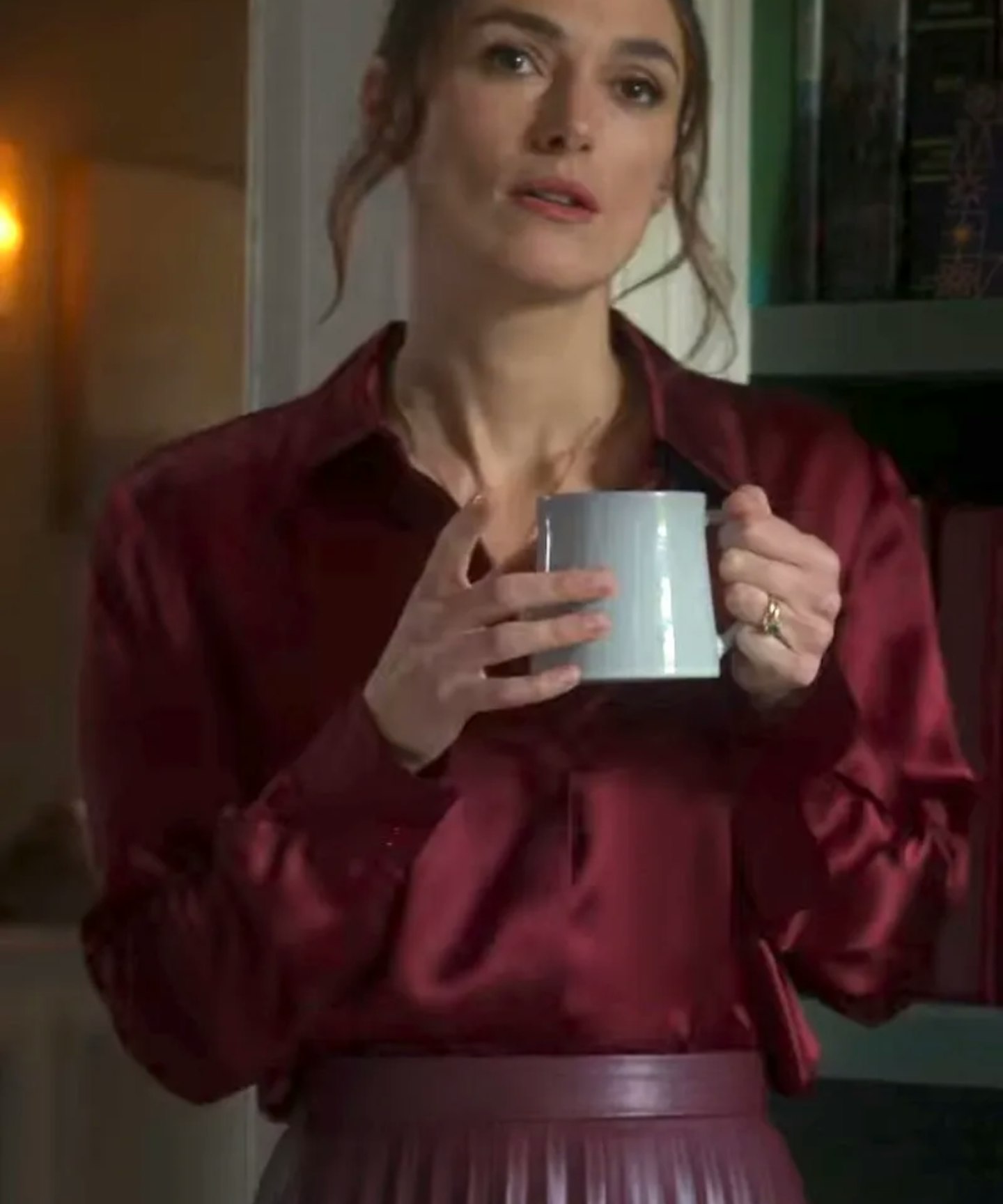 keira knightley red shirt and skirt