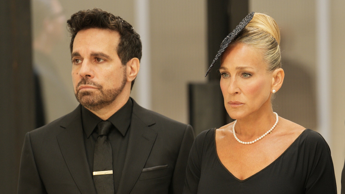 what to wear to a funeral